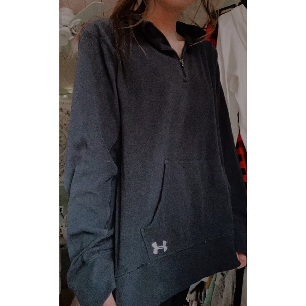 Underarmour Pullover - image 3